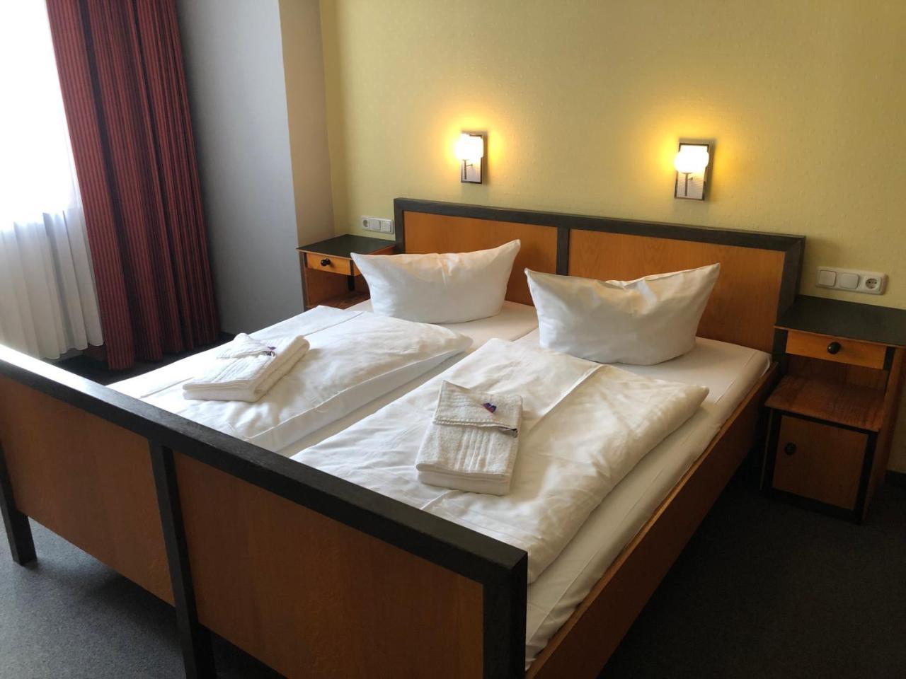 Haus Des Volkes - Das Bauhaushotel Probstzella Екстер'єр фото